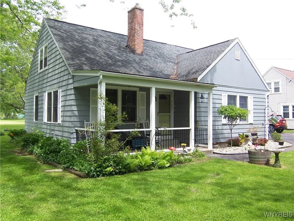 8330 Greiner Road, Clarence, New York 14221, Clarence, New York 14221, 3 Bedrooms Bedrooms, 6 Rooms Rooms,2 BathroomsBathrooms,Residential,Closed,8330 Greiner Road, Clarence, New York 14221,B1611125