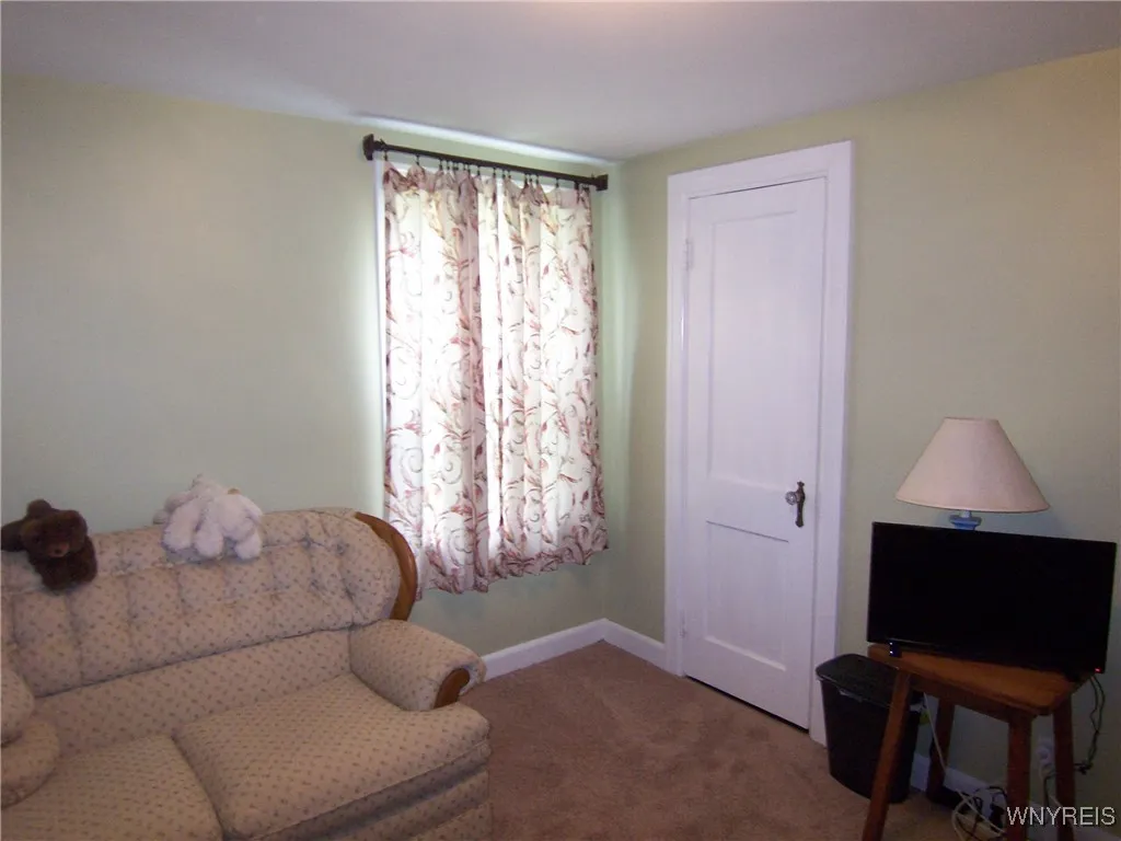 8330 Greiner Road, Clarence, New York 14221, Clarence, New York 14221, 3 Bedrooms Bedrooms, 6 Rooms Rooms,2 BathroomsBathrooms,Residential,Closed,8330 Greiner Road, Clarence, New York 14221,B1611125