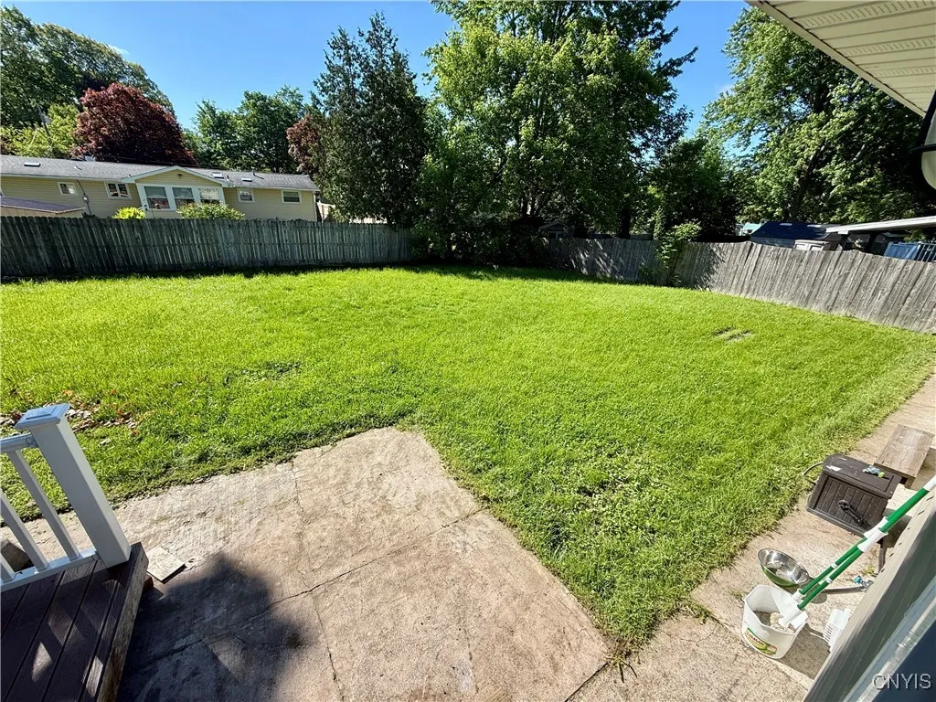 114 Grandy Drive, Salina, New York 13088, Salina, New York 13088, 3 Bedrooms Bedrooms, 4 Rooms Rooms,1 BathroomBathrooms,Residential Lease,Closed,114 Grandy Drive, Salina, New York 13088,S1611157