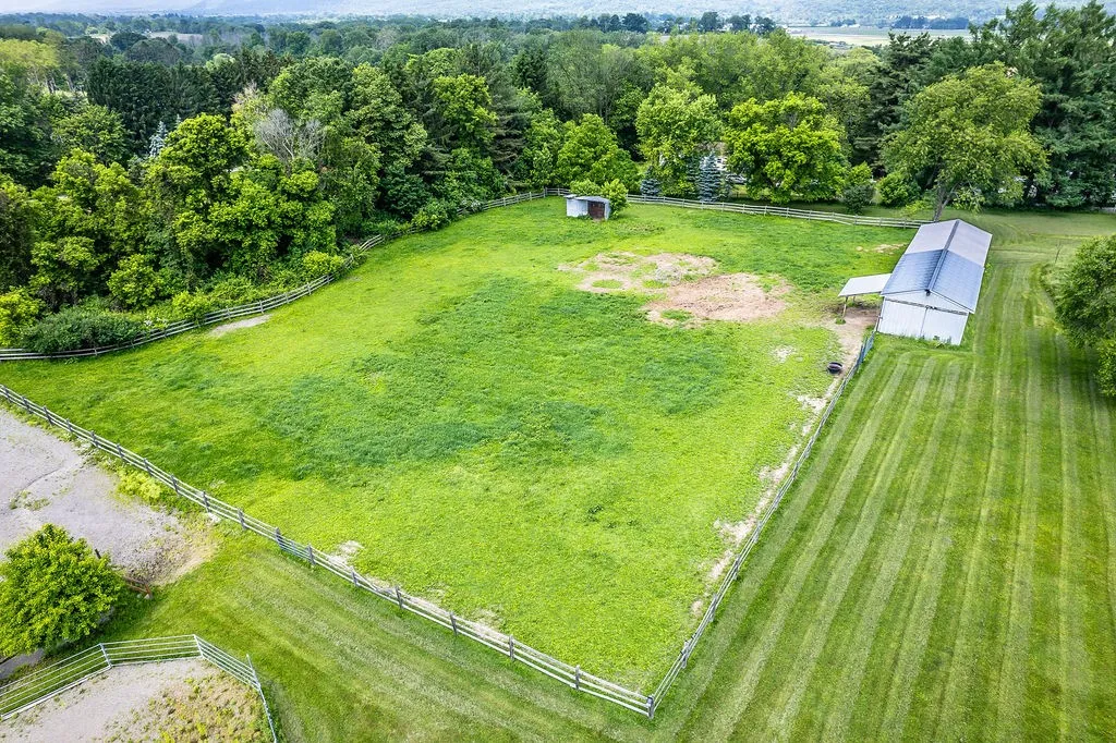 676 County Road 64, Big Flats, New York 14903, Big Flats, New York 14903, 4 Bedrooms Bedrooms, 9 Rooms Rooms,3 BathroomsBathrooms,Residential,Closed,676 County Road 64, Big Flats, New York 14903,0,R1606476