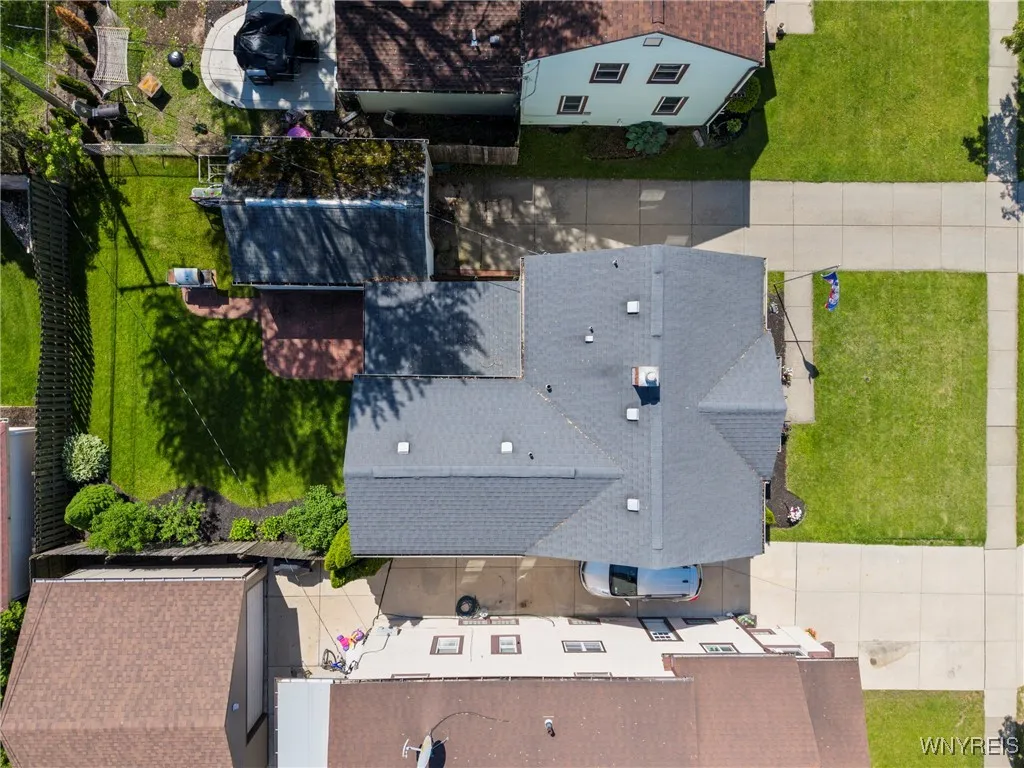 111 Legion Drive, Tonawanda-town, New York 14217, Tonawanda, New York 14217, 4 Bedrooms Bedrooms, 8 Rooms Rooms,1 BathroomBathrooms,Residential,Closed,111 Legion Drive, Tonawanda-town, New York 14217,B1611222