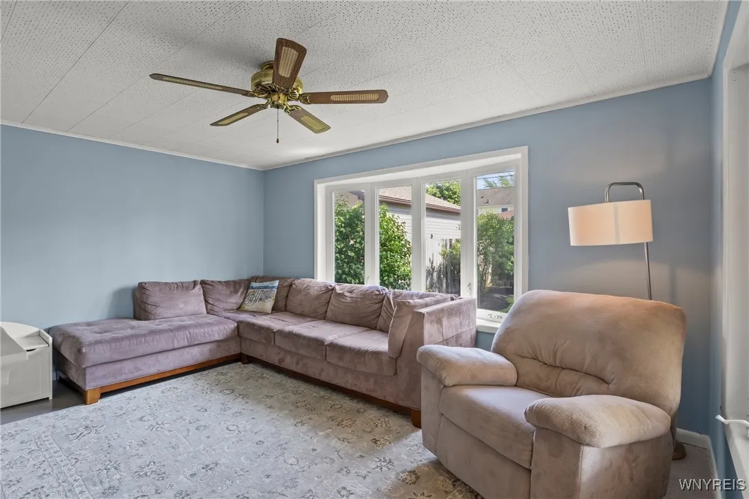111 Legion Drive, Tonawanda-town, New York 14217, Tonawanda, New York 14217, 4 Bedrooms Bedrooms, 8 Rooms Rooms,1 BathroomBathrooms,Residential,Closed,111 Legion Drive, Tonawanda-town, New York 14217,B1611222