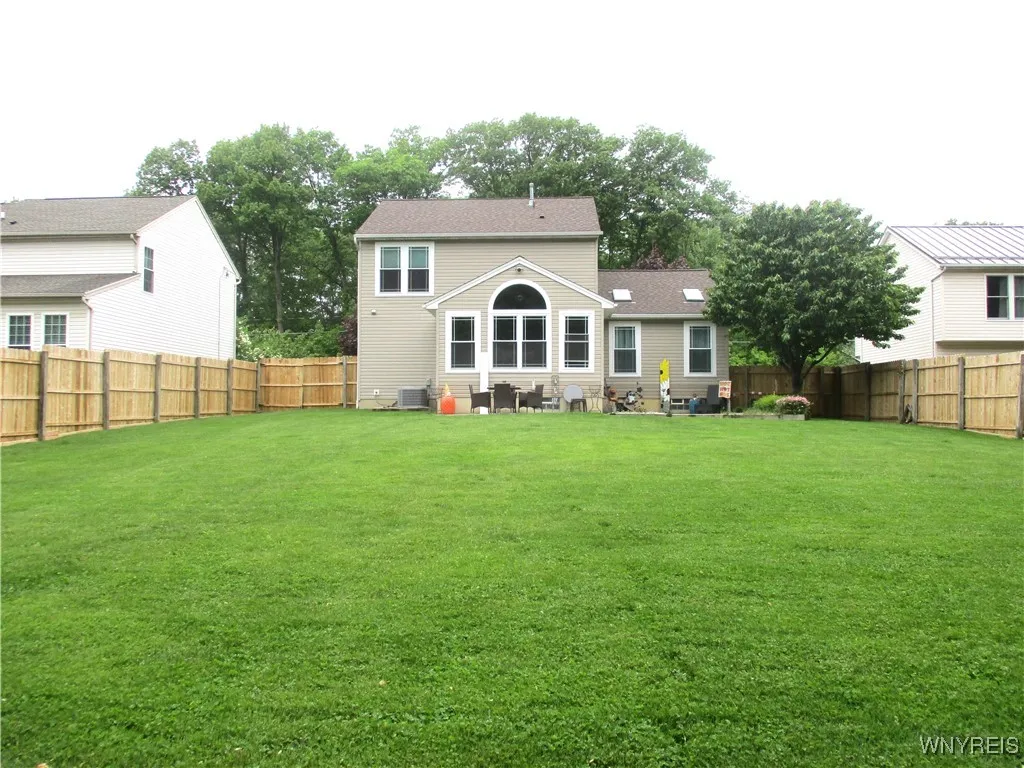 1621 Schoellkopf Road, Hamburg, New York 14085, Hamburg, New York 14085, 3 Bedrooms Bedrooms, 7 Rooms Rooms,1 BathroomBathrooms,Residential,Closed,1621 Schoellkopf Road, Hamburg, New York 14085,B1611237
