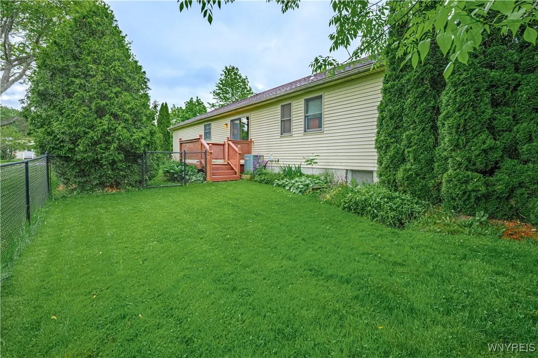 8 Casewood Drive, Wilson, New York 14172, Wilson, New York 14172, 3 Bedrooms Bedrooms, 8 Rooms Rooms,2 BathroomsBathrooms,Residential,Closed,8 Casewood Drive, Wilson, New York 14172,B1611250