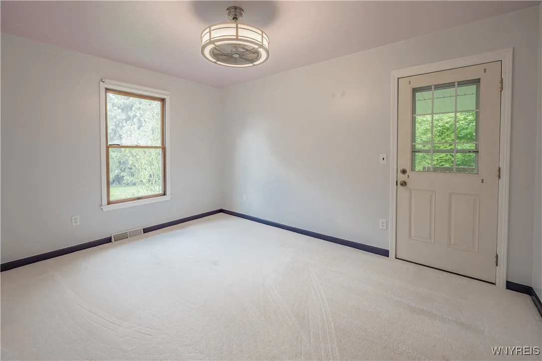 8 Casewood Drive, Wilson, New York 14172, Wilson, New York 14172, 3 Bedrooms Bedrooms, 8 Rooms Rooms,2 BathroomsBathrooms,Residential,Closed,8 Casewood Drive, Wilson, New York 14172,B1611250