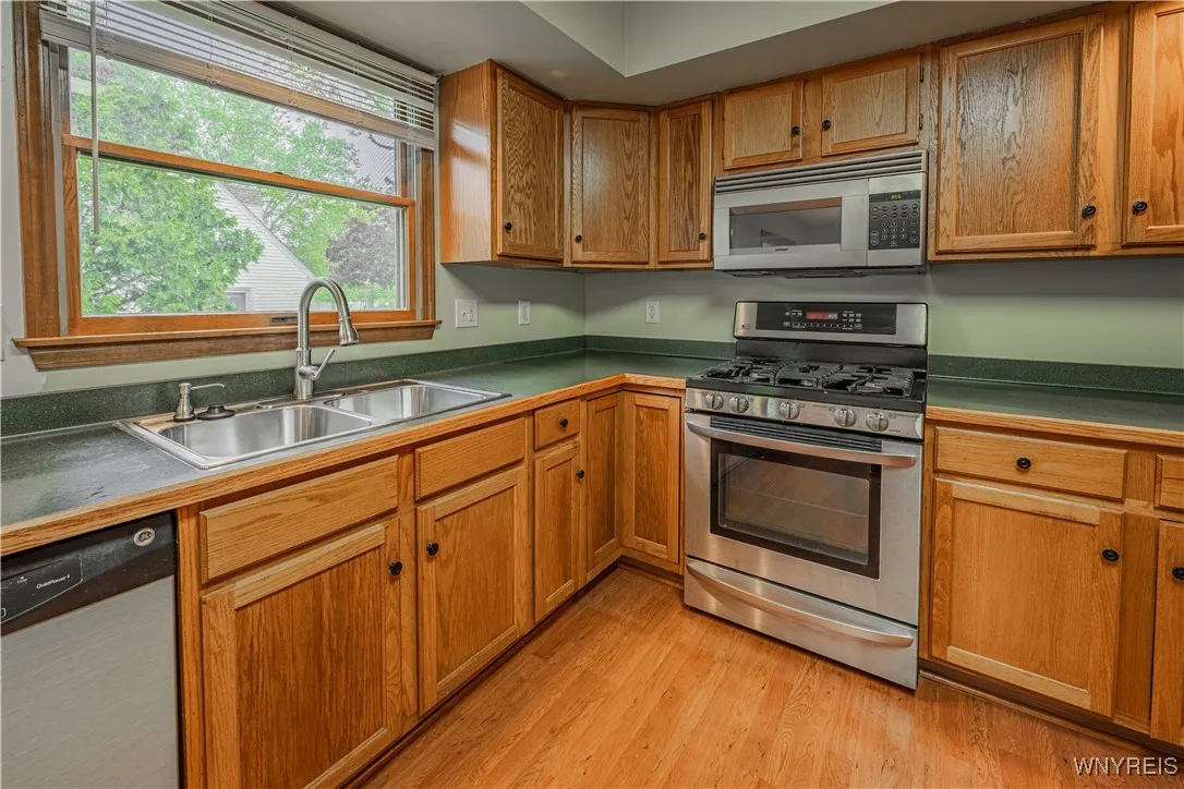 8 Casewood Drive, Wilson, New York 14172, Wilson, New York 14172, 3 Bedrooms Bedrooms, 8 Rooms Rooms,2 BathroomsBathrooms,Residential,Closed,8 Casewood Drive, Wilson, New York 14172,B1611250