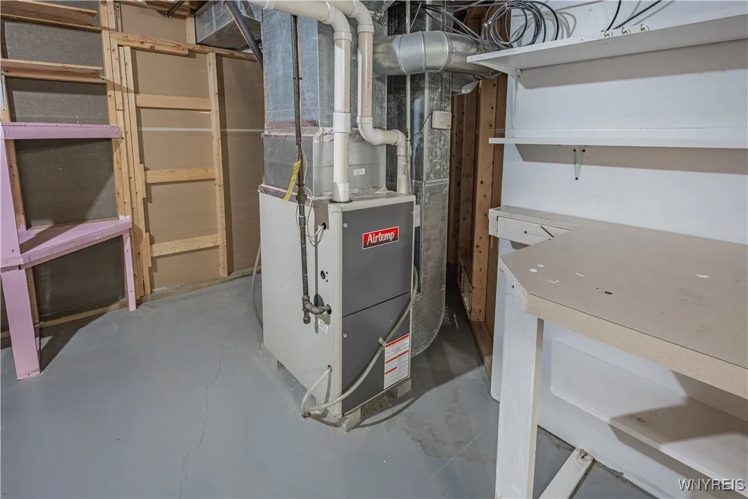 8 Casewood Drive, Wilson, New York 14172, Wilson, New York 14172, 3 Bedrooms Bedrooms, 8 Rooms Rooms,2 BathroomsBathrooms,Residential,Closed,8 Casewood Drive, Wilson, New York 14172,B1611250