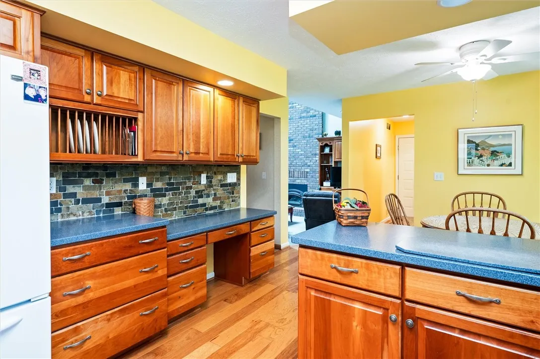 41 Pond Valley Circle, Penfield, New York 14526, Penfield, New York 14526, 3 Bedrooms Bedrooms, 7 Rooms Rooms,2 BathroomsBathrooms,Residential,Closed,41 Pond Valley Circle, Penfield, New York 14526,R1609501