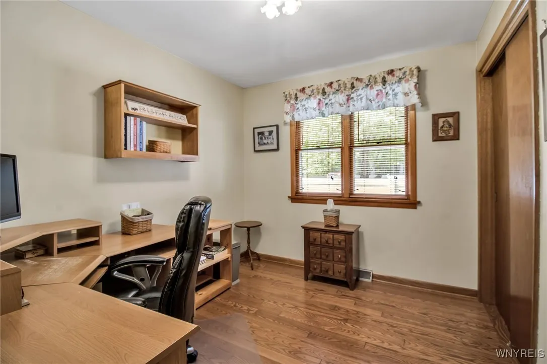 187 Hi View Terrace, West Seneca, New York 14224, West Seneca, New York 14224, 3 Bedrooms Bedrooms, 7 Rooms Rooms,1 BathroomBathrooms,Residential,Closed,187 Hi View Terrace, West Seneca, New York 14224,B1611234