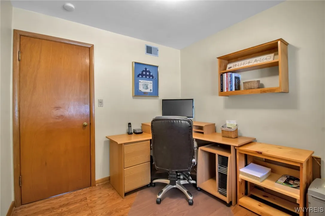 187 Hi View Terrace, West Seneca, New York 14224, West Seneca, New York 14224, 3 Bedrooms Bedrooms, 7 Rooms Rooms,1 BathroomBathrooms,Residential,Closed,187 Hi View Terrace, West Seneca, New York 14224,B1611234