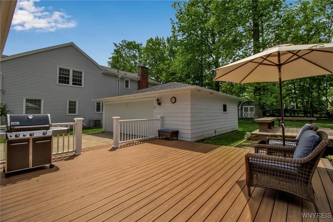 187 Hi View Terrace, West Seneca, New York 14224, West Seneca, New York 14224, 3 Bedrooms Bedrooms, 7 Rooms Rooms,1 BathroomBathrooms,Residential,Closed,187 Hi View Terrace, West Seneca, New York 14224,B1611234