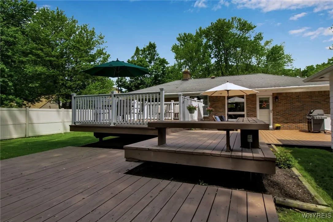 187 Hi View Terrace, West Seneca, New York 14224, West Seneca, New York 14224, 3 Bedrooms Bedrooms, 7 Rooms Rooms,1 BathroomBathrooms,Residential,Closed,187 Hi View Terrace, West Seneca, New York 14224,B1611234