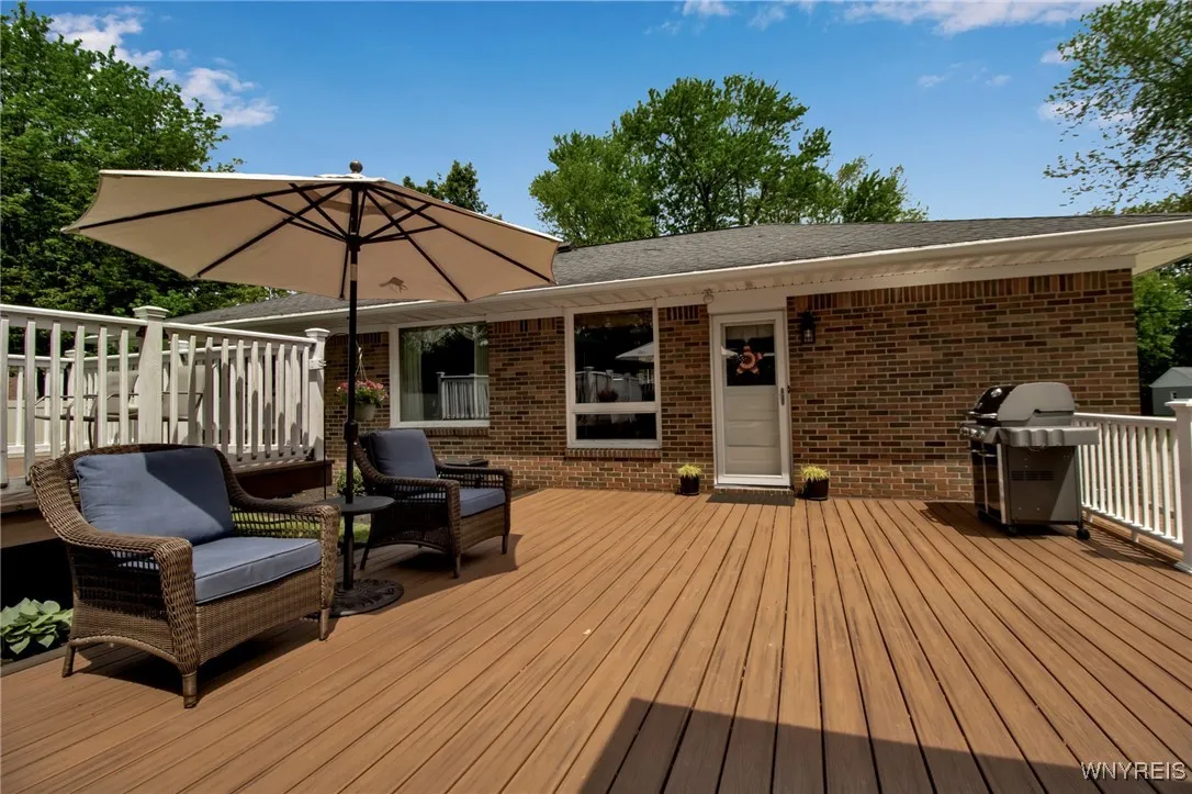 187 Hi View Terrace, West Seneca, New York 14224, West Seneca, New York 14224, 3 Bedrooms Bedrooms, 7 Rooms Rooms,1 BathroomBathrooms,Residential,Closed,187 Hi View Terrace, West Seneca, New York 14224,B1611234