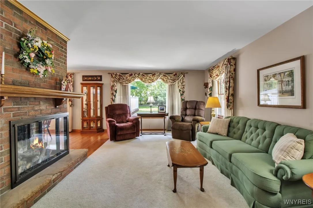 187 Hi View Terrace, West Seneca, New York 14224, West Seneca, New York 14224, 3 Bedrooms Bedrooms, 7 Rooms Rooms,1 BathroomBathrooms,Residential,Closed,187 Hi View Terrace, West Seneca, New York 14224,B1611234