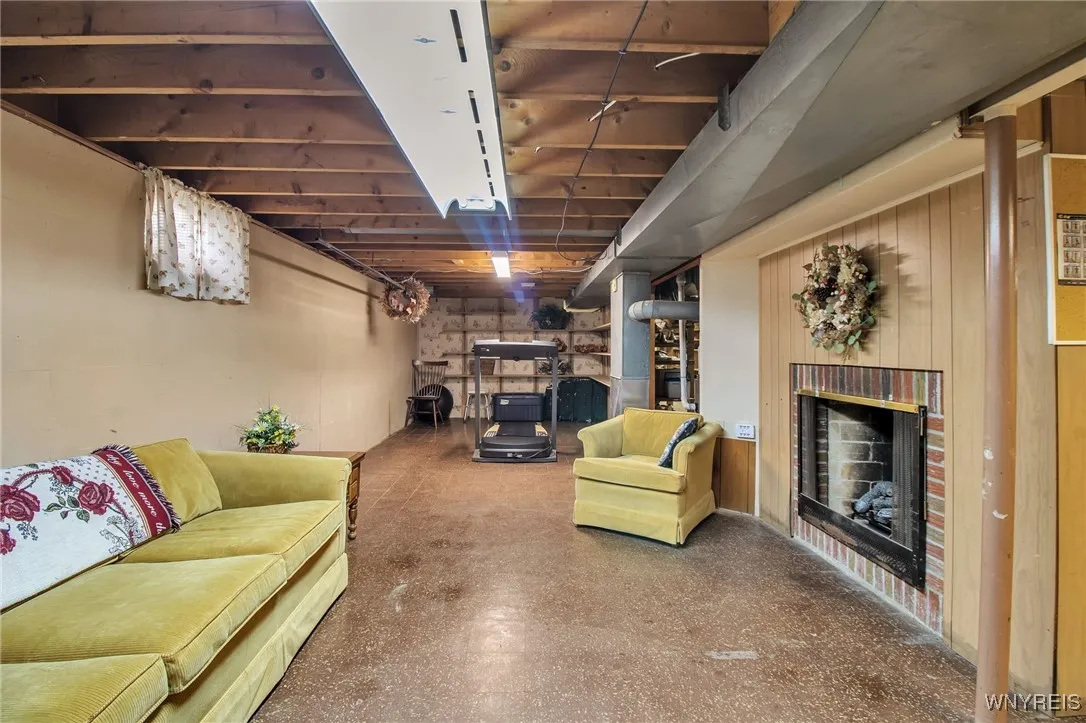 187 Hi View Terrace, West Seneca, New York 14224, West Seneca, New York 14224, 3 Bedrooms Bedrooms, 7 Rooms Rooms,1 BathroomBathrooms,Residential,Closed,187 Hi View Terrace, West Seneca, New York 14224,B1611234