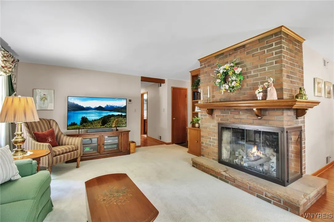 187 Hi View Terrace, West Seneca, New York 14224, West Seneca, New York 14224, 3 Bedrooms Bedrooms, 7 Rooms Rooms,1 BathroomBathrooms,Residential,Closed,187 Hi View Terrace, West Seneca, New York 14224,B1611234