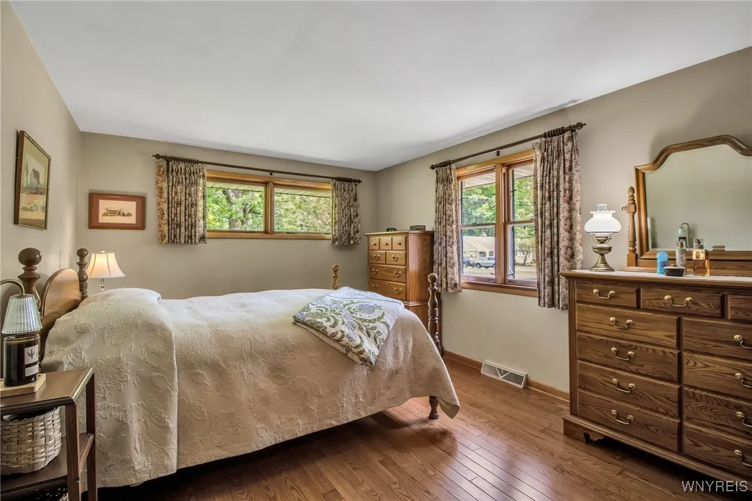187 Hi View Terrace, West Seneca, New York 14224, West Seneca, New York 14224, 3 Bedrooms Bedrooms, 7 Rooms Rooms,1 BathroomBathrooms,Residential,Closed,187 Hi View Terrace, West Seneca, New York 14224,B1611234