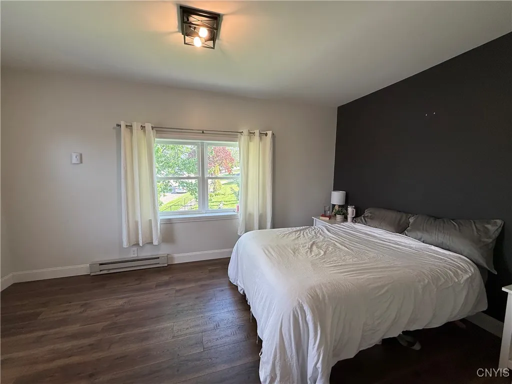 300 West 7th Street, Oswego-city, New York 13126, Oswego, New York 13126, 3 Bedrooms Bedrooms, 5 Rooms Rooms,2 BathroomsBathrooms,Residential,Closed,300 West 7th Street, Oswego-city, New York 13126,S1609473