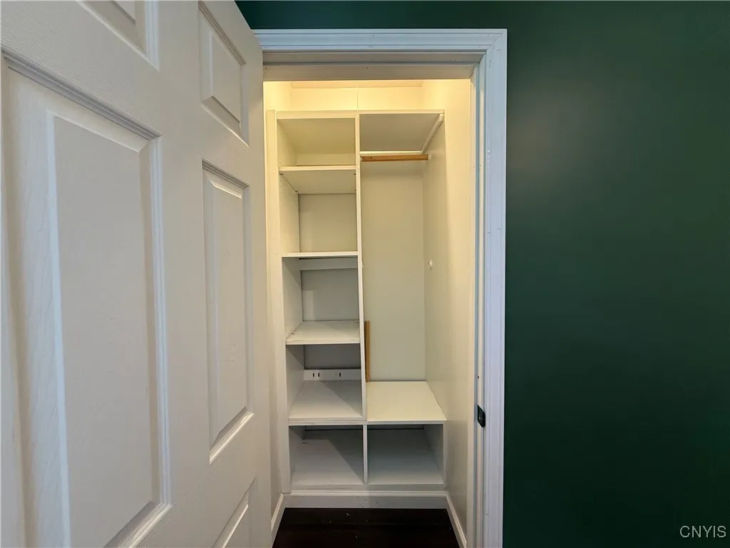 300 West 7th Street, Oswego-city, New York 13126, Oswego, New York 13126, 3 Bedrooms Bedrooms, 5 Rooms Rooms,2 BathroomsBathrooms,Residential,Closed,300 West 7th Street, Oswego-city, New York 13126,S1609473