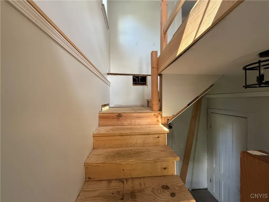 300 West 7th Street, Oswego-city, New York 13126, Oswego, New York 13126, 3 Bedrooms Bedrooms, 5 Rooms Rooms,2 BathroomsBathrooms,Residential,Closed,300 West 7th Street, Oswego-city, New York 13126,S1609473