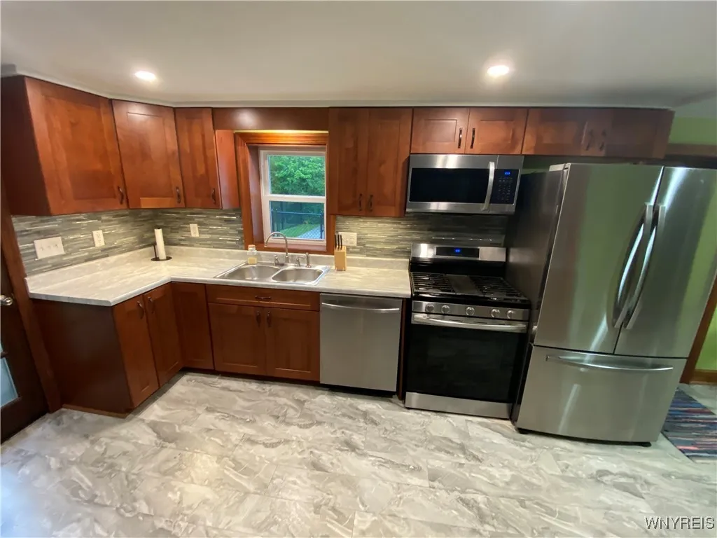 5780 Sheridan Drive, Amherst, New York 14221, Amherst, New York 14221, 3 Bedrooms Bedrooms, 6 Rooms Rooms,1 BathroomBathrooms,Residential,Closed,5780 Sheridan Drive, Amherst, New York 14221,B1611388