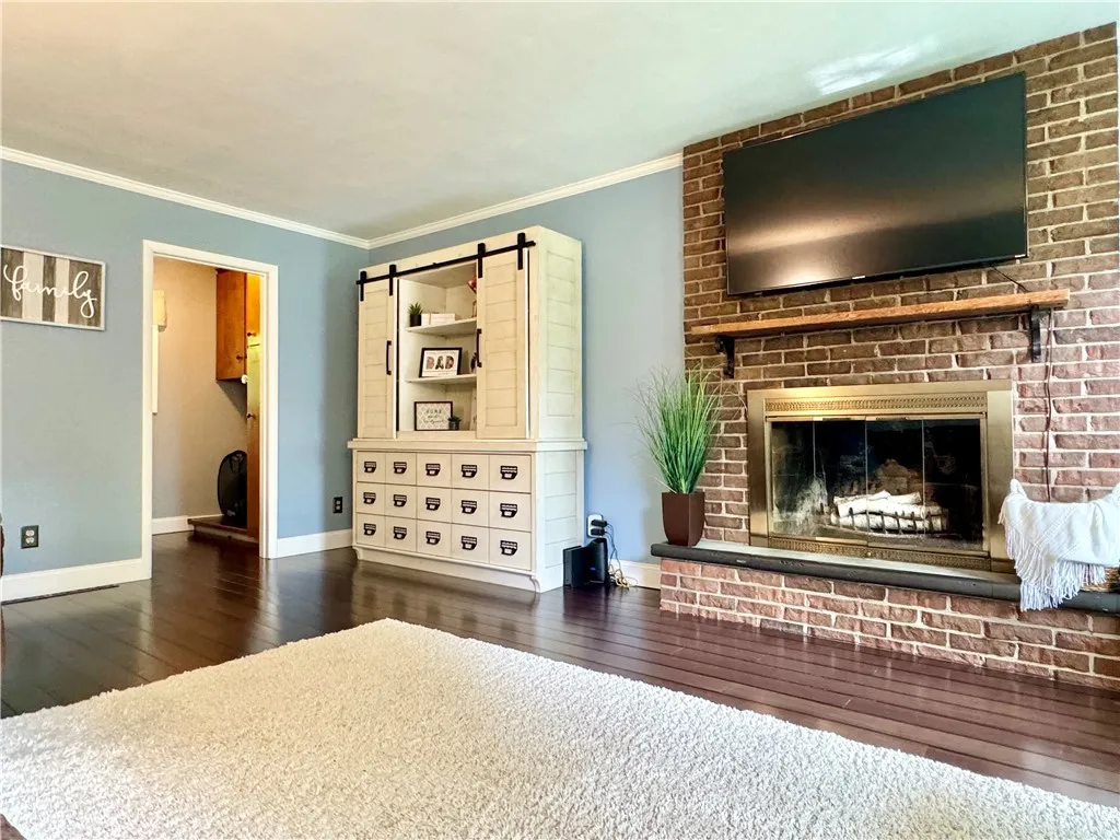 7 Overbrook Drive, Owego, New York 13732, Owego, New York 13732, 3 Bedrooms Bedrooms, 9 Rooms Rooms,1 BathroomBathrooms,Residential,Closed,7 Overbrook Drive, Owego, New York 13732,R1605882