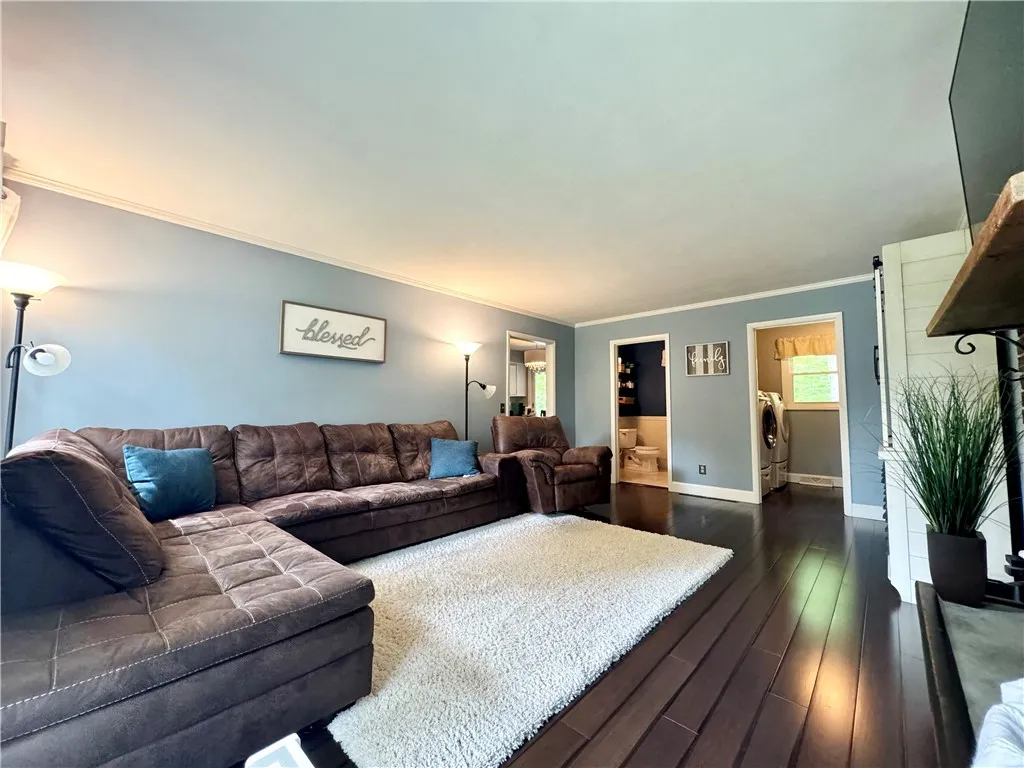 7 Overbrook Drive, Owego, New York 13732, Owego, New York 13732, 3 Bedrooms Bedrooms, 9 Rooms Rooms,1 BathroomBathrooms,Residential,Closed,7 Overbrook Drive, Owego, New York 13732,R1605882