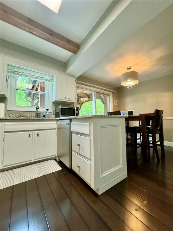 7 Overbrook Drive, Owego, New York 13732, Owego, New York 13732, 3 Bedrooms Bedrooms, 9 Rooms Rooms,1 BathroomBathrooms,Residential,Closed,7 Overbrook Drive, Owego, New York 13732,R1605882