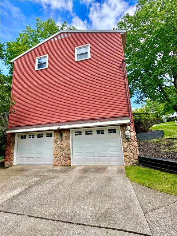 7 Overbrook Drive, Owego, New York 13732, Owego, New York 13732, 3 Bedrooms Bedrooms, 9 Rooms Rooms,1 BathroomBathrooms,Residential,Closed,7 Overbrook Drive, Owego, New York 13732,R1605882