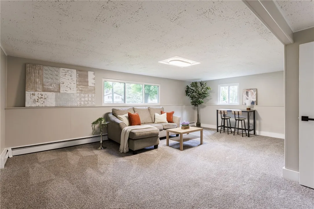 631 Elmgrove Road, Gates, New York 14606, Gates, New York 14606, 5 Bedrooms Bedrooms, 9 Rooms Rooms,2 BathroomsBathrooms,Residential,Closed,631 Elmgrove Road, Gates, New York 14606,R1611374