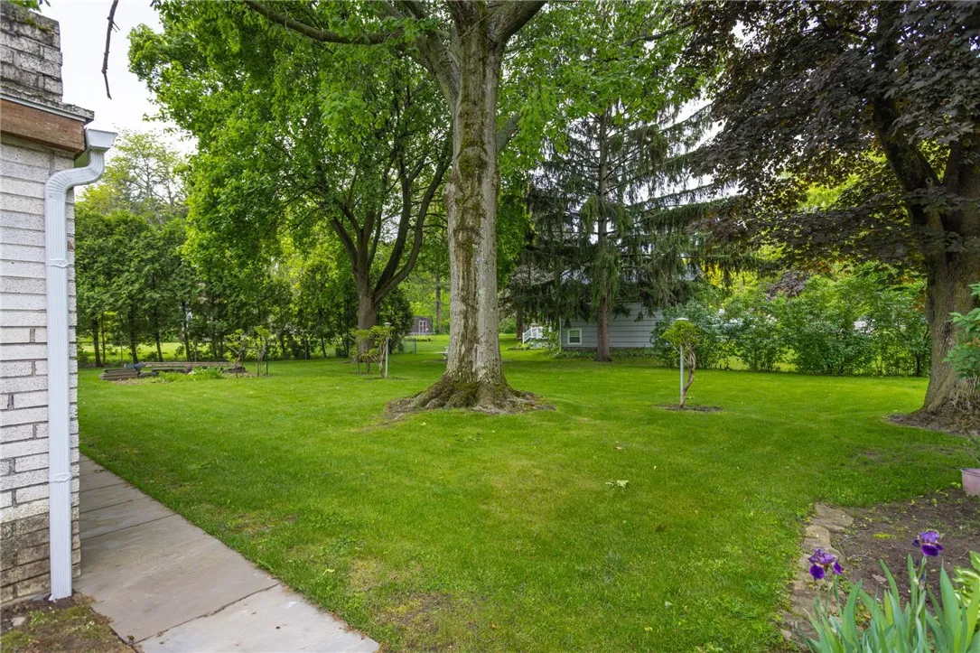 631 Elmgrove Road, Gates, New York 14606, Gates, New York 14606, 5 Bedrooms Bedrooms, 9 Rooms Rooms,2 BathroomsBathrooms,Residential,Closed,631 Elmgrove Road, Gates, New York 14606,R1611374