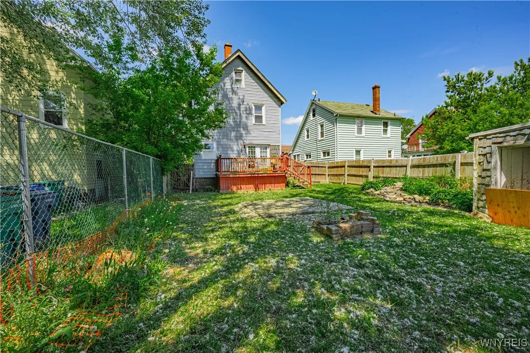 2423 Whitney Avenue, Niagara Falls, New York 14301, Niagara Falls, New York 14301, 4 Bedrooms Bedrooms, 7 Rooms Rooms,2 BathroomsBathrooms,Residential,Closed,2423 Whitney Avenue, Niagara Falls, New York 14301,B1610545