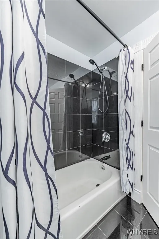 2423 Whitney Avenue, Niagara Falls, New York 14301, Niagara Falls, New York 14301, 4 Bedrooms Bedrooms, 7 Rooms Rooms,2 BathroomsBathrooms,Residential,Closed,2423 Whitney Avenue, Niagara Falls, New York 14301,B1610545