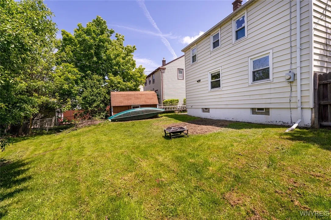 5104 Morgan Parkway, Hamburg, New York 14075, Hamburg, New York 14075, 3 Bedrooms Bedrooms, 6 Rooms Rooms,1 BathroomBathrooms,Residential,Closed,5104 Morgan Parkway, Hamburg, New York 14075,B1610498