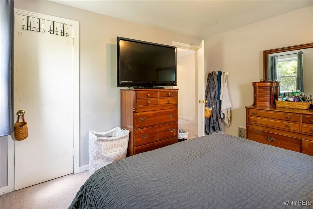 5104 Morgan Parkway, Hamburg, New York 14075, Hamburg, New York 14075, 3 Bedrooms Bedrooms, 6 Rooms Rooms,1 BathroomBathrooms,Residential,Closed,5104 Morgan Parkway, Hamburg, New York 14075,B1610498