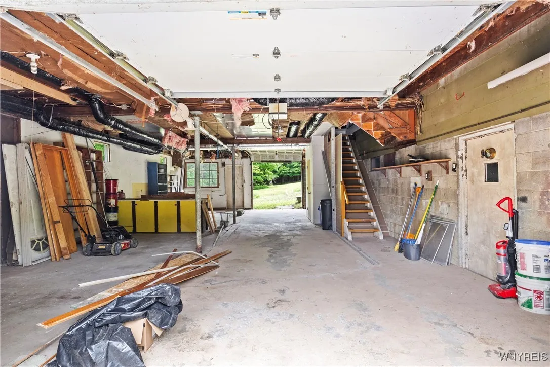 2118 Shirley Road, North Collins, New York 14111, North Collins, New York 14111, 4 Bedrooms Bedrooms, 10 Rooms Rooms,1 BathroomBathrooms,Residential,Closed,2118 Shirley Road, North Collins, New York 14111,0,B1611208