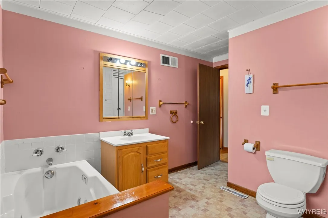 2118 Shirley Road, North Collins, New York 14111, North Collins, New York 14111, 4 Bedrooms Bedrooms, 10 Rooms Rooms,1 BathroomBathrooms,Residential,Closed,2118 Shirley Road, North Collins, New York 14111,0,B1611208