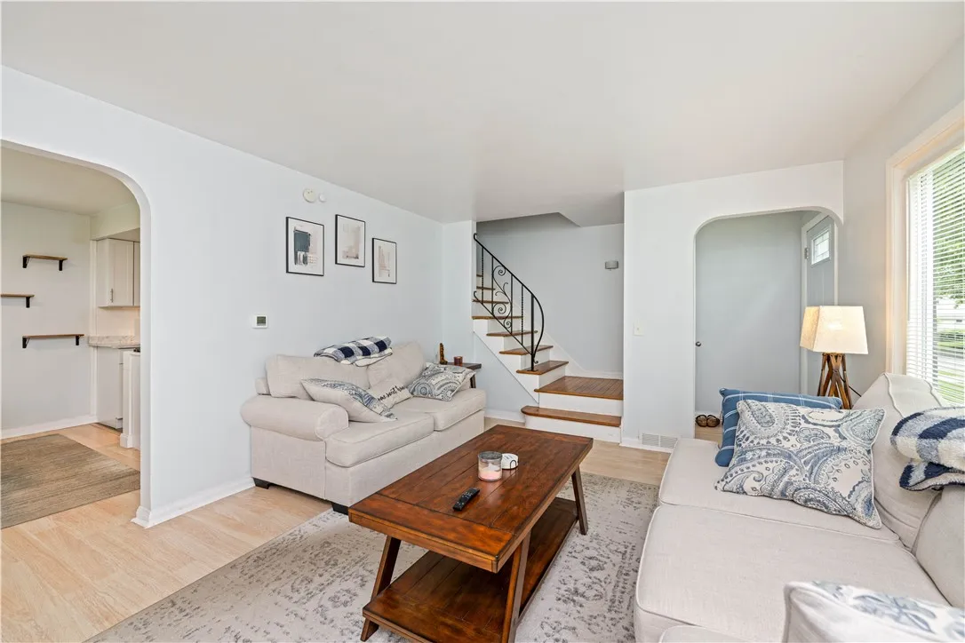 293 Greeley Street, Rochester, New York 14609, Rochester, New York 14609, 3 Bedrooms Bedrooms, 7 Rooms Rooms,1 BathroomBathrooms,Residential,Closed,293 Greeley Street, Rochester, New York 14609,R1610801
