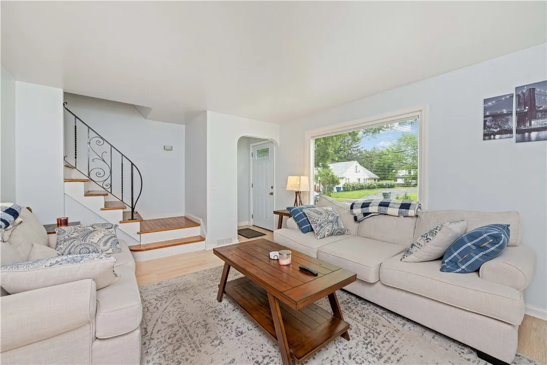 293 Greeley Street, Rochester, New York 14609, Rochester, New York 14609, 3 Bedrooms Bedrooms, 7 Rooms Rooms,1 BathroomBathrooms,Residential,Closed,293 Greeley Street, Rochester, New York 14609,R1610801