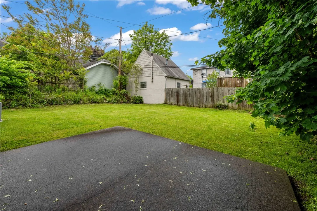 293 Greeley Street, Rochester, New York 14609, Rochester, New York 14609, 3 Bedrooms Bedrooms, 7 Rooms Rooms,1 BathroomBathrooms,Residential,Closed,293 Greeley Street, Rochester, New York 14609,R1610801