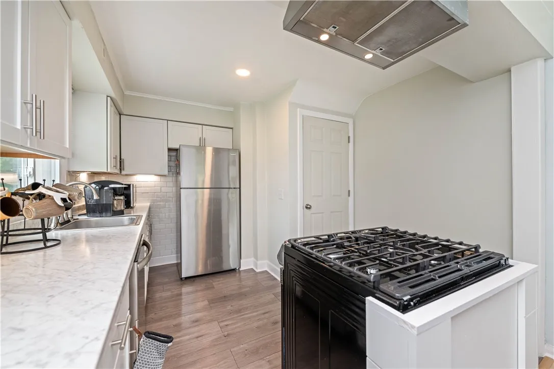 293 Greeley Street, Rochester, New York 14609, Rochester, New York 14609, 3 Bedrooms Bedrooms, 7 Rooms Rooms,1 BathroomBathrooms,Residential,Closed,293 Greeley Street, Rochester, New York 14609,R1610801