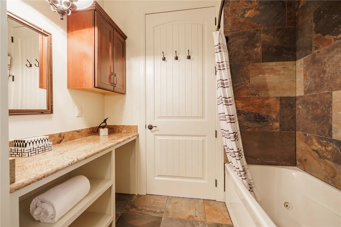 Guest Bath Flag Stone Shower and Floor