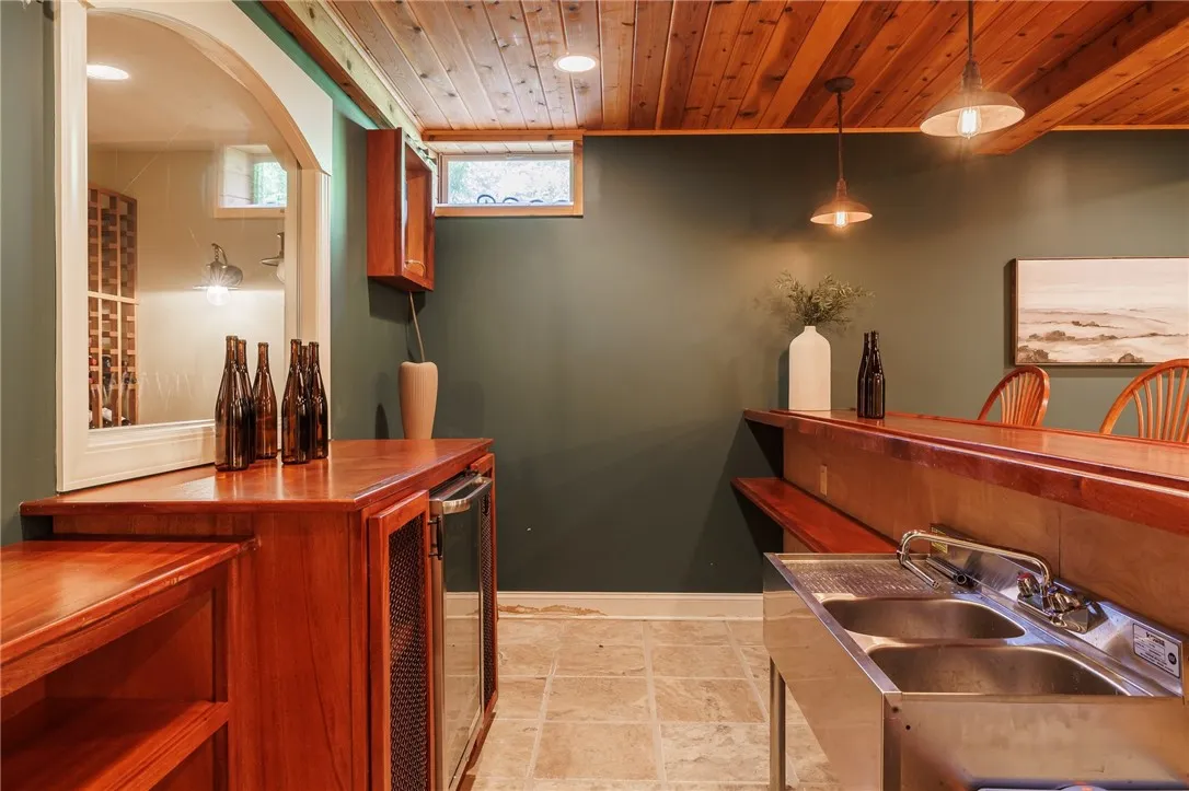 Wet Bar w/ Wine Chiller