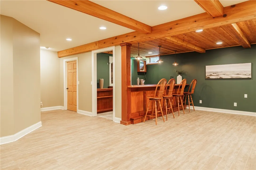 1 Holly Hill, Mendon, New York 14472, Mendon, New York 14472, 3 Bedrooms Bedrooms, 7 Rooms Rooms,2 BathroomsBathrooms,Residential,Closed,1 Holly Hill, Mendon, New York 14472,R1610911