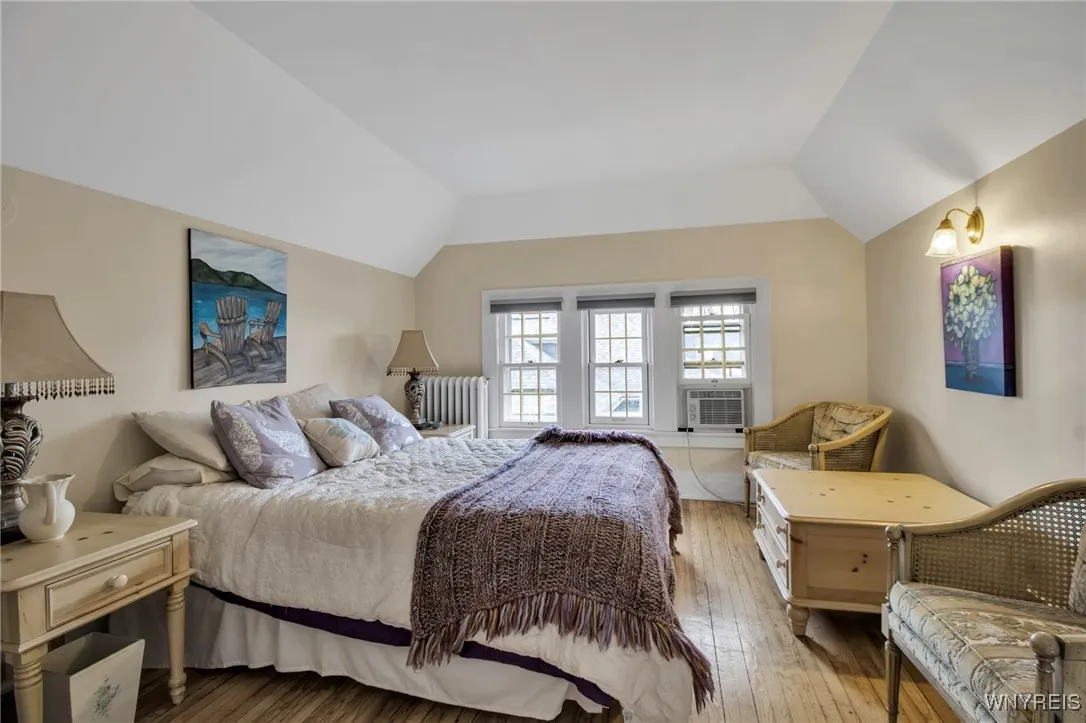 41 Saybrook Place, Buffalo, New York 14209, Buffalo, New York 14209, 4 Bedrooms Bedrooms, 9 Rooms Rooms,2 BathroomsBathrooms,Residential,Closed,41 Saybrook Place, Buffalo, New York 14209,B1611477