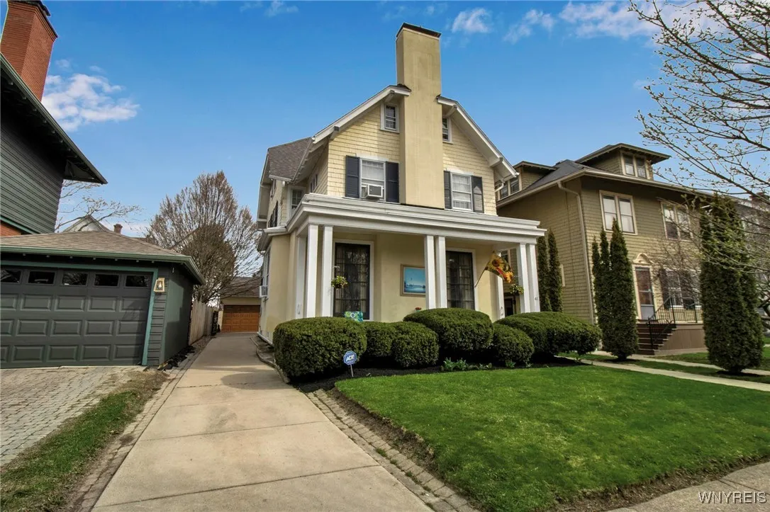 41 Saybrook Place, Buffalo, New York 14209, Buffalo, New York 14209, 4 Bedrooms Bedrooms, 9 Rooms Rooms,2 BathroomsBathrooms,Residential,Closed,41 Saybrook Place, Buffalo, New York 14209,B1611477