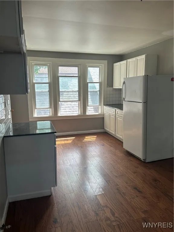 268 Miami Street, Buffalo, New York 14204, Buffalo, New York 14204, 6 Bedrooms Bedrooms, ,2 BathroomsBathrooms,Residential,Closed,268 Miami Street, Buffalo, New York 14204,0,B1611431