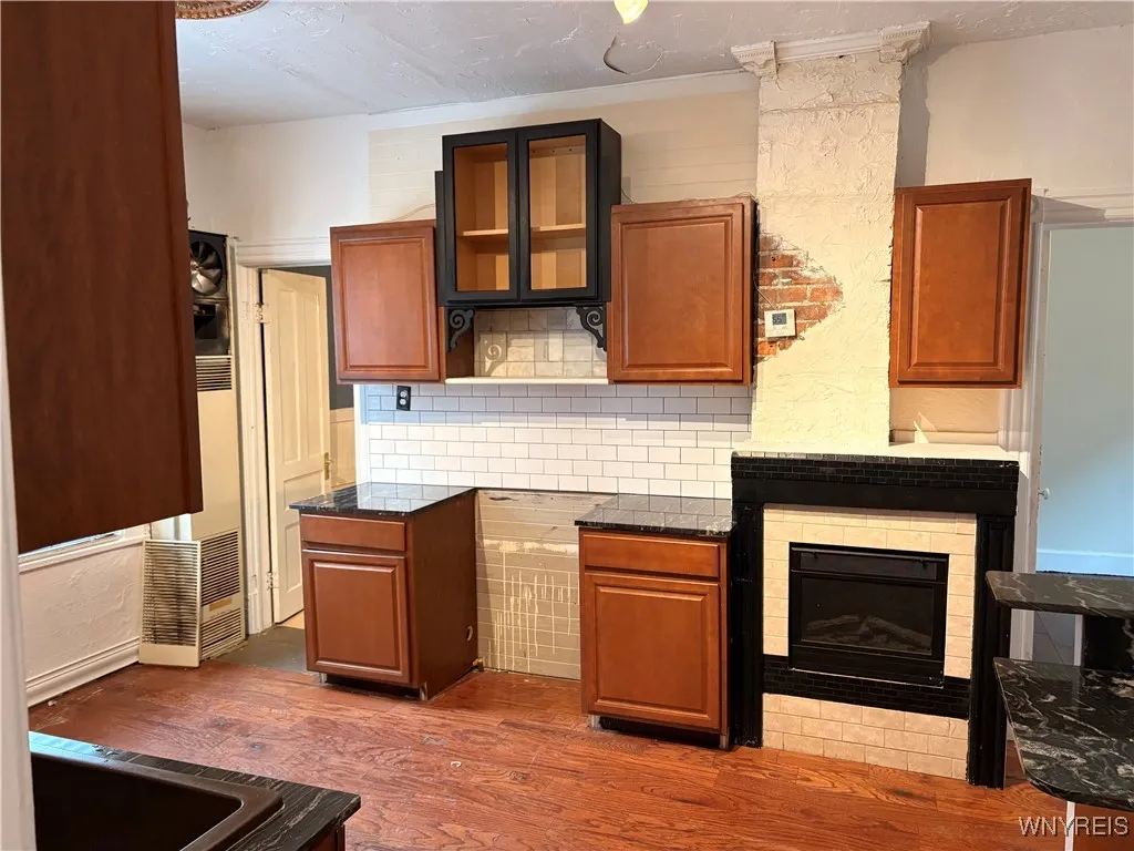 268 Miami Street, Buffalo, New York 14204, Buffalo, New York 14204, 6 Bedrooms Bedrooms, ,2 BathroomsBathrooms,Residential,Closed,268 Miami Street, Buffalo, New York 14204,0,B1611431