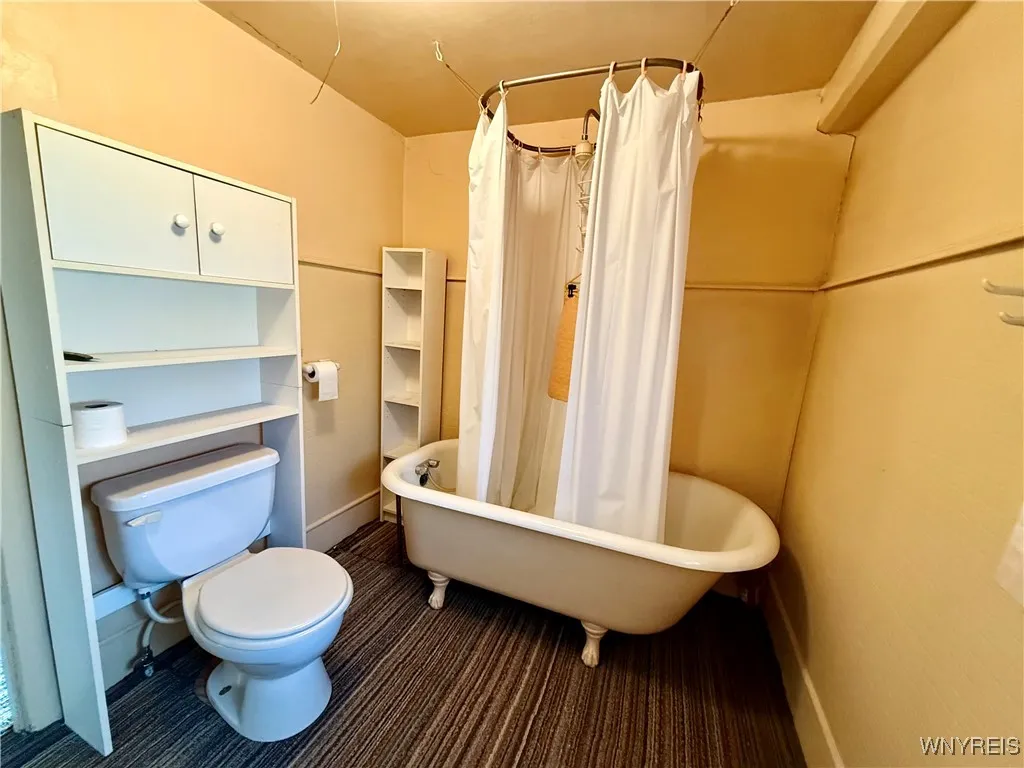 38 East Main Street, Pembroke, New York 14036, Pembroke, New York 14036, 3 Bedrooms Bedrooms, 7 Rooms Rooms,2 BathroomsBathrooms,Residential,Closed,38 East Main Street, Pembroke, New York 14036,B1611530
