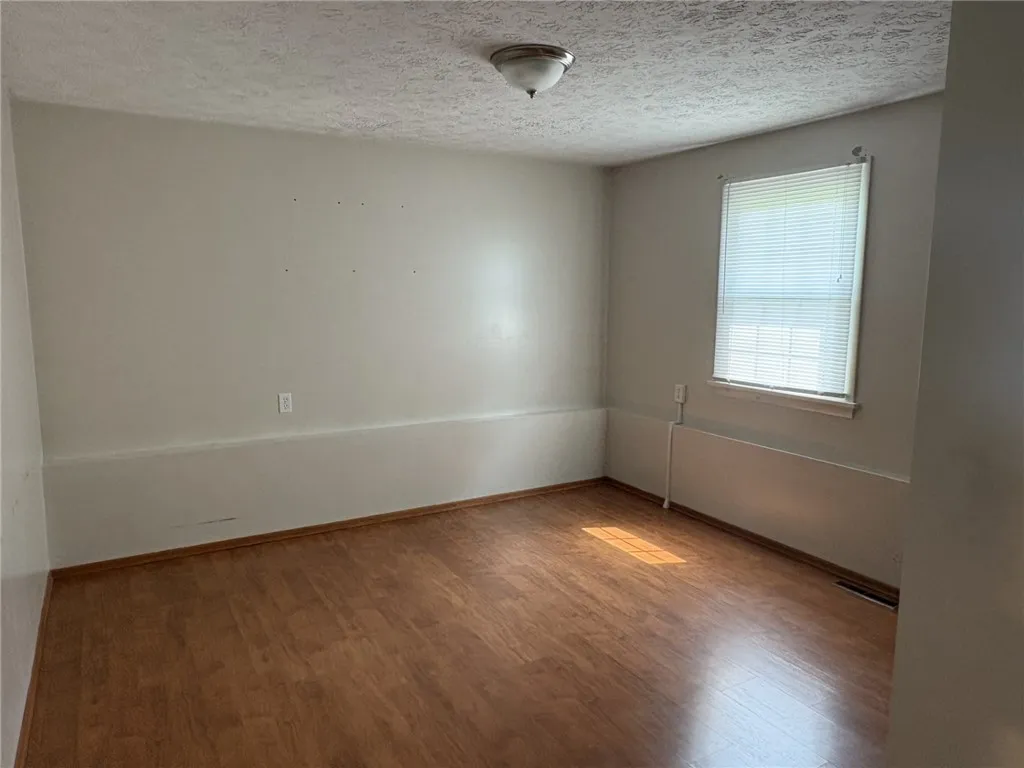67 Riviera Drive, Gates, New York 14624, Gates, New York 14624, 4 Bedrooms Bedrooms, 6 Rooms Rooms,2 BathroomsBathrooms,Residential,Closed,67 Riviera Drive, Gates, New York 14624,R1611012
